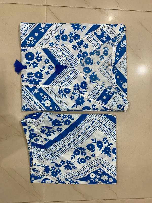 Pure_Fine_Cotton_Fabric_Beautiful_Less_On_Neck_Kurti_With_Pant_With_Cotton_100_100_Swsk19