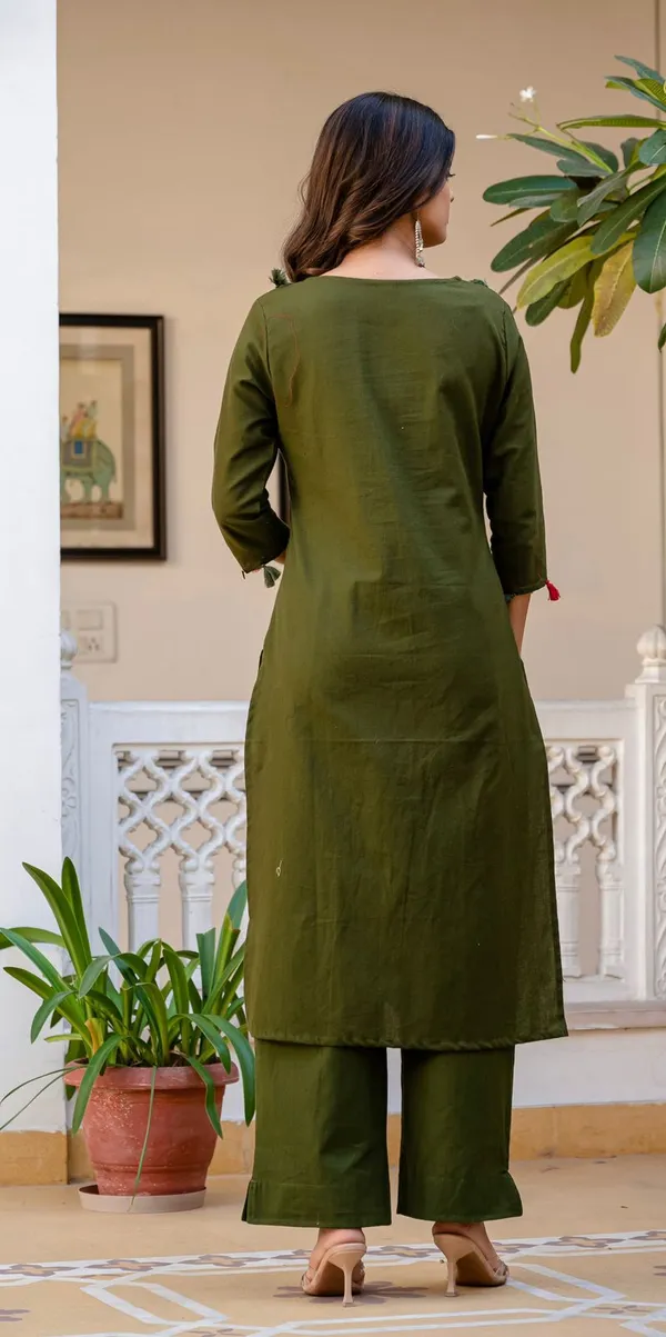 New_Stylish_And_Affordable_Beautiful_Look_Straight_Set_With_Beautiful_Print_And_Fabric_Pure_Cotton_Swsk08_Green