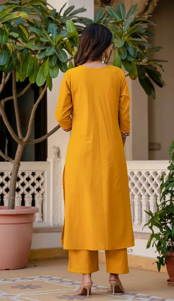 New_Stylish_And_Affordable_Beautiful_Look_Start_A_Line_Set_With_Beautiful_Elephant_Print_And_Fabric_Pure_Cotton_Swsk05_Yellow