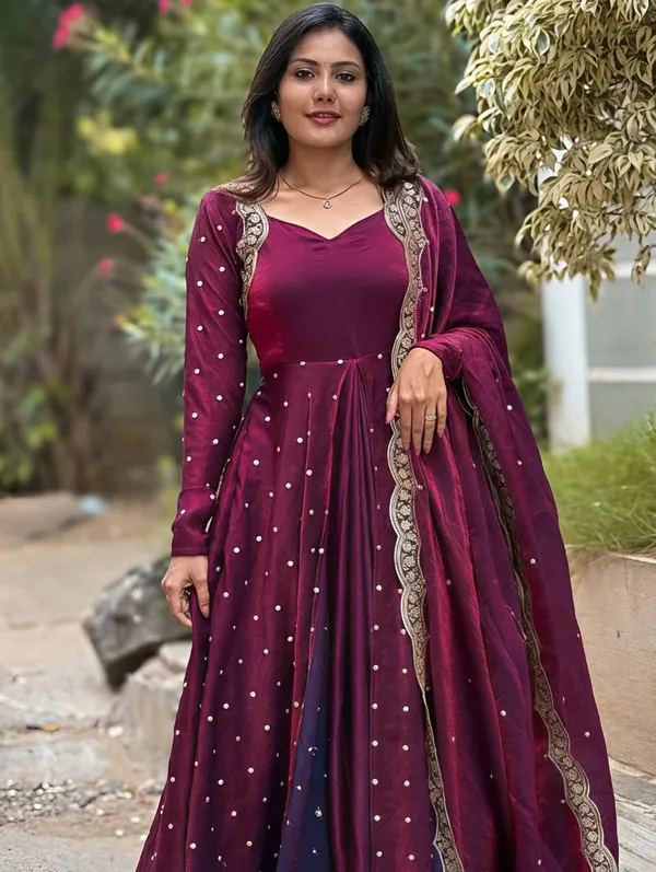 This_Exquisite_Georgette_Anarkali_Rrrd30_Mehroon