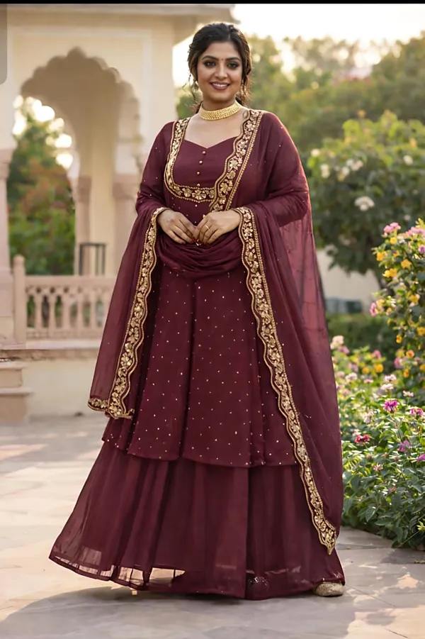 Tradition_Meets_Modern_Grace_In_This_Stunning_Ethnic_Ensemble_Rrrd31_Brown
