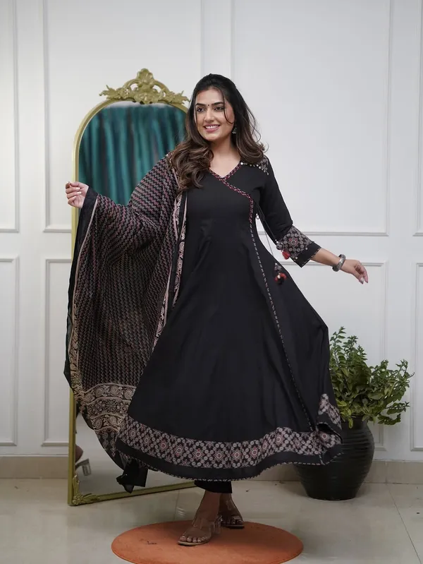 Ajrakh_Inspired_Anarkali_Set_With_Printed_Dupatta_S_Rd29_Black