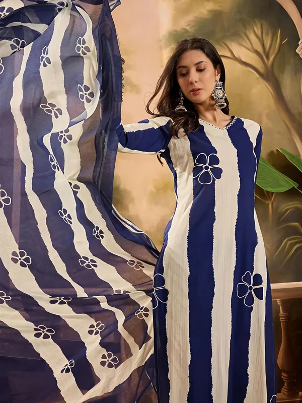 Designer_Festive_Wear_Kurta_Set_With_Statement_Dupatta_Swsk43_Pink