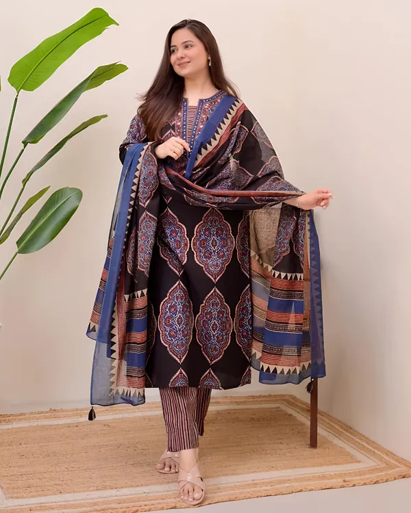 Traditional_Printed_Kurta_Set_For_Women_With_Designer_Dupatta_Swsk38_Black