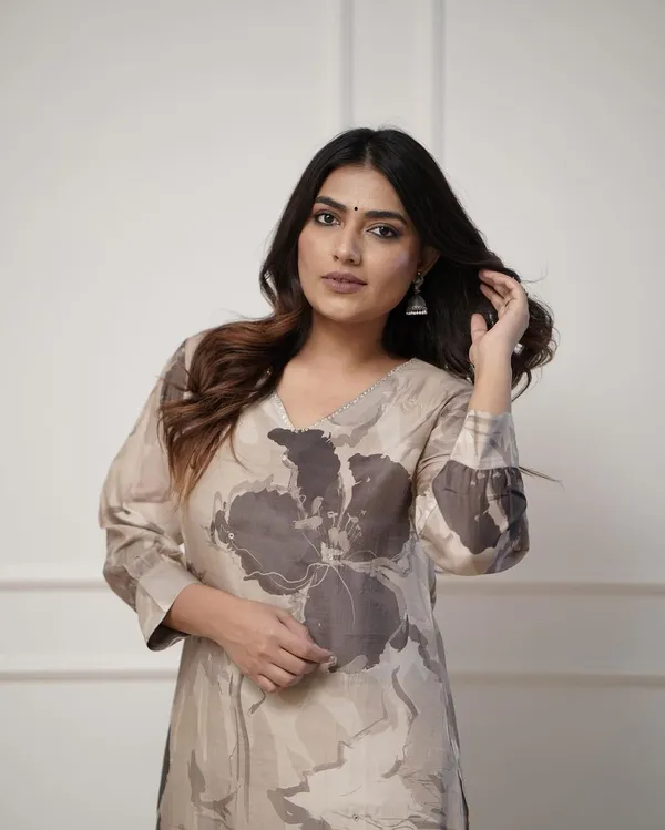 Enjoy_New_Floral_Kurta_Pant_Set_With_Amazing_Lace_Work_Rd03_Nude_Cream
