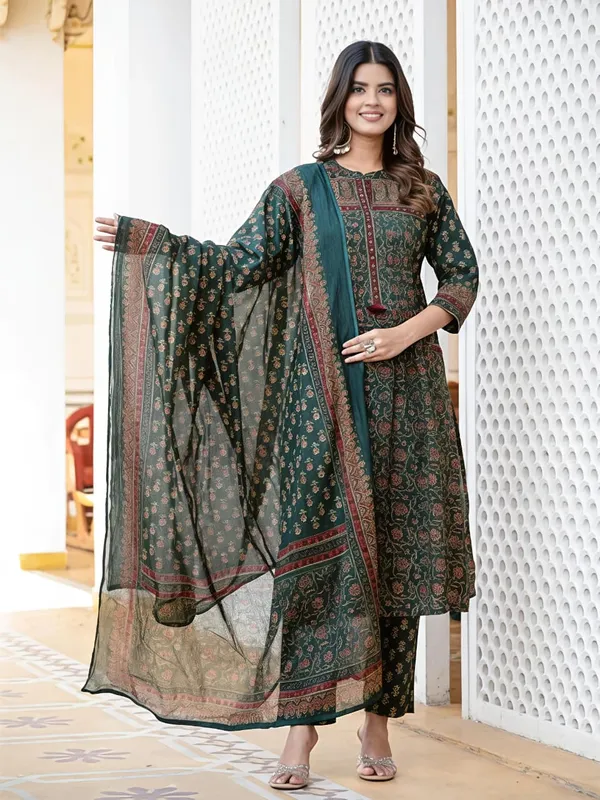 Fine_Taj_Cotton_60_60_Fabric_With_Beautiful_Printed_Kurti_With_Plazo_With_One_Side_Pocket_On_Pant_Swsk60