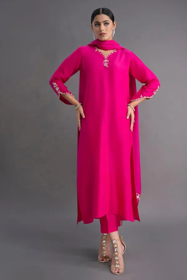 Graceful_Fuchsia_Embroidered_Kurta_Set_With_Flowing_Dupatta_And_Elegant_Flair_Rrrd42_Pink