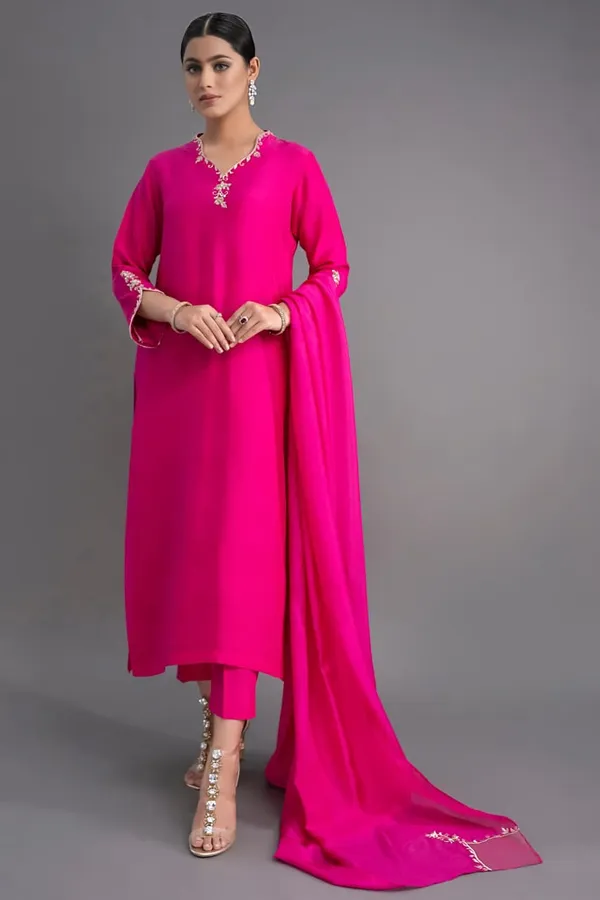 Graceful_Fuchsia_Embroidered_Kurta_Set_With_Flowing_Dupatta_And_Elegant_Flair_Rrrd42_Pink