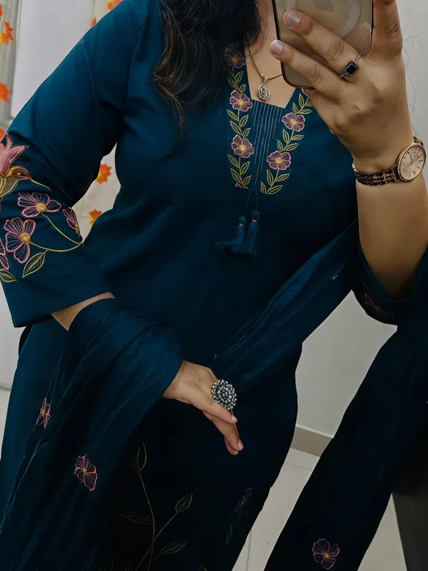 Kurti_With_Pent_With_Dupatta_Rd45