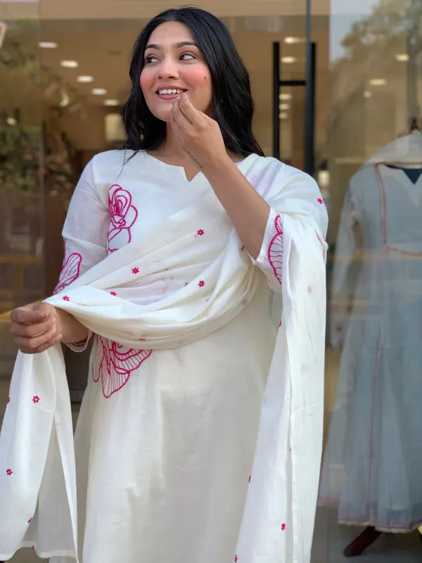 Premium_Cotton_Embroidered_Kurta_Pant_Dupatta_Set_Rd57