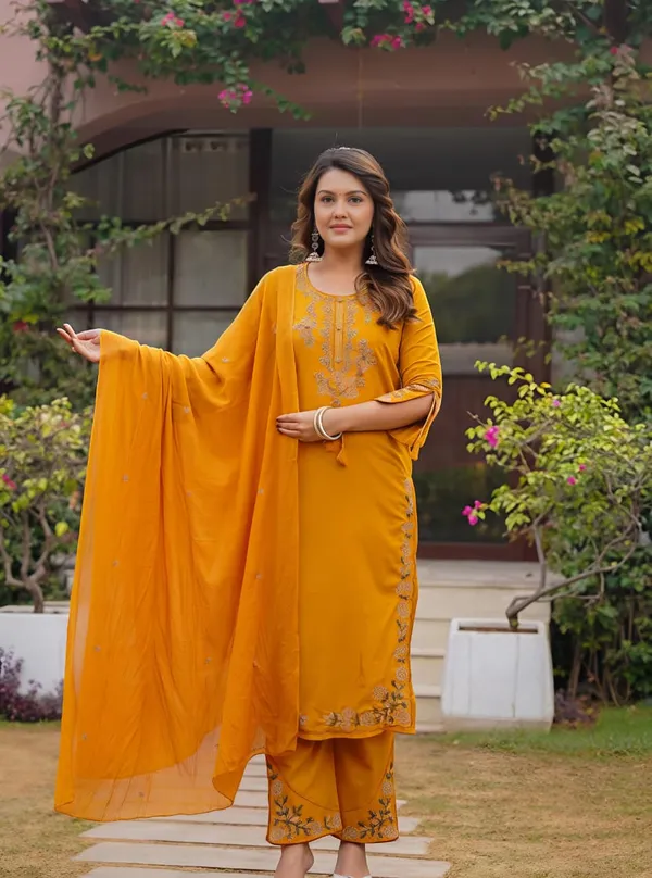 Classic_Mustard_Floral_Embroidered_Kurta_Set_Swsk66