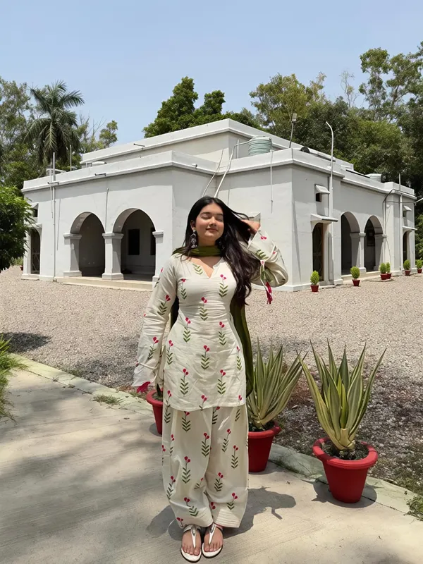 Rosette_Floral_Kurta_Palazzo_Dupatta_Set_Rd61_Olive_Green