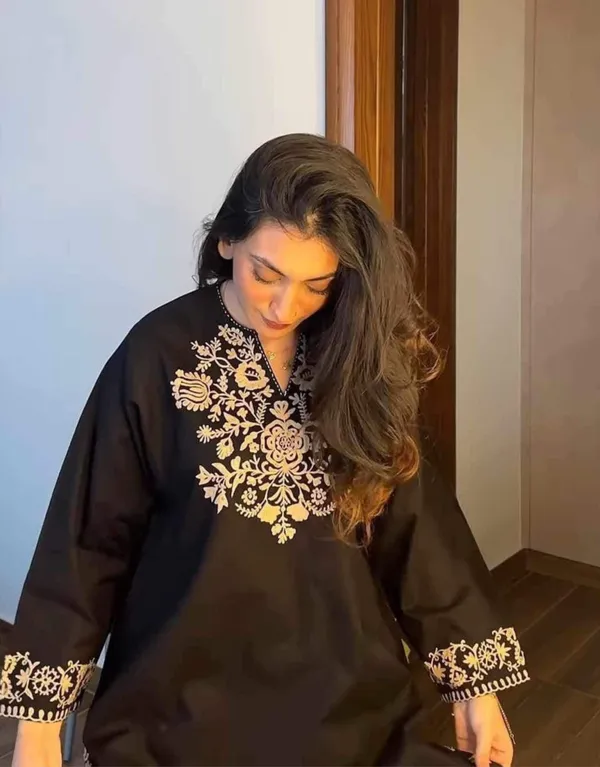 Embroidery_Black_Cotton_Kurta_Set_With_Palazzo_Pants