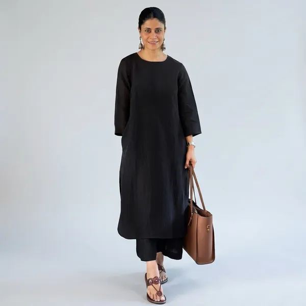 Upgrade_Your_Office_Wear_Wardrobe_With_This_Classy_Yet_Chic_Monochrome_Pant_Set_For_All_Day_Comfort_And_Trendy_Look_Swsk13_Black