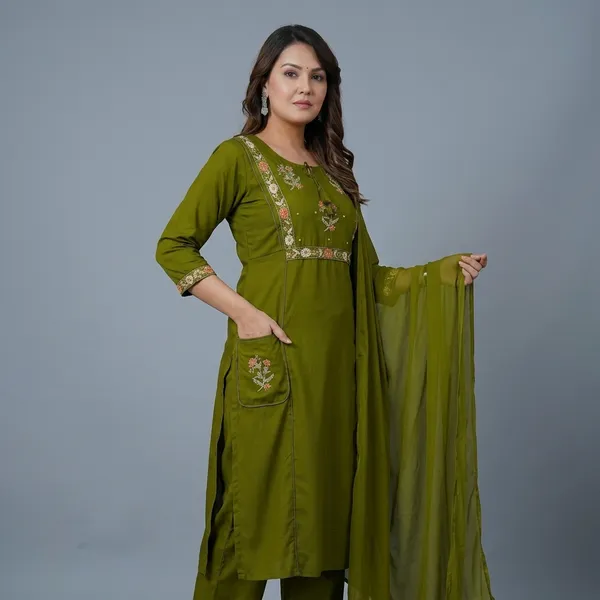 Fine_Cotton_Fabric_With_Beautiful_Embroidery_On_Neck_Sleeves_Kurti_With_Plazo_With_One_Side_Pocket_On_Pant_Swsk59_Green