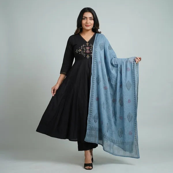 Dazzling_Anarkalis_With_Intricate_Mirror_Work_Swsk65