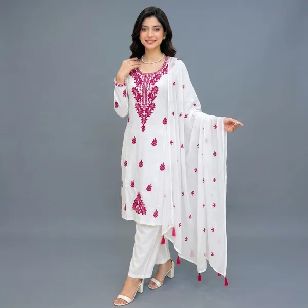 Women_S_Floral_Embroidered_Cotton_Suit_Set_With_Dupatta_Rrrd49_Pink