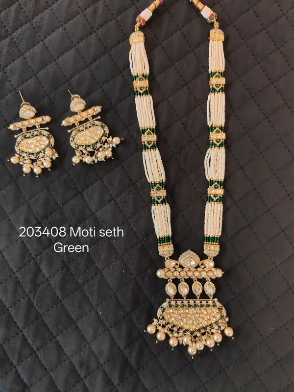 Gold_And_White_Pearl_Moti_Brass_Long_Necklace_Set_For_Women