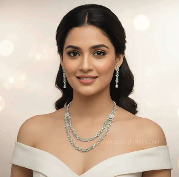 Aura_Pista_Ad_Necklace_Set