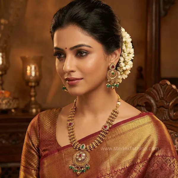 Anaya_Antique_Kundan_Set