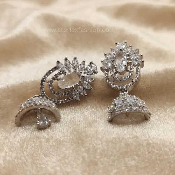 Radiant_Stud_Earrings