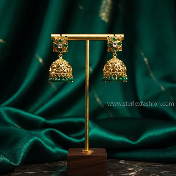 Rajvani_Emerald_Jhumka