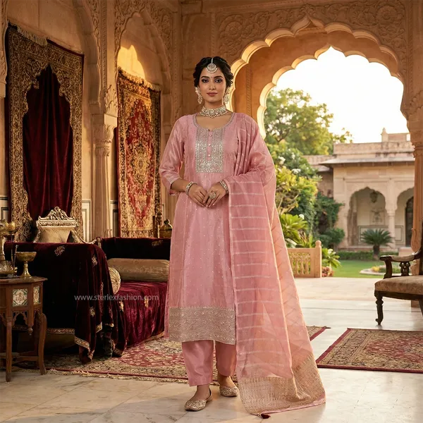 Sterlex_Gulnaar_Blush_Zari_Embroidered_Suit_Set