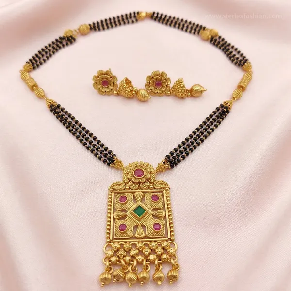 Royal_Rangoli_Mangalsutra_Set