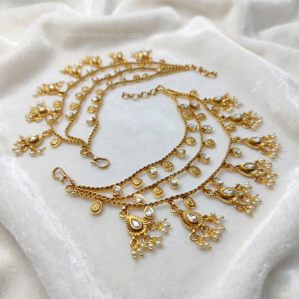 Nyra_Kundan_Ear_Chain
