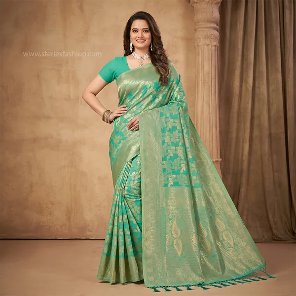 Aavira_Zari_Saree