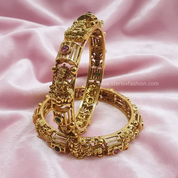 Ratnagi_Yasoda_Jewellery