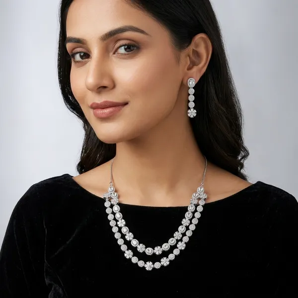 Twinkle_Star_White_Ad_Necklace