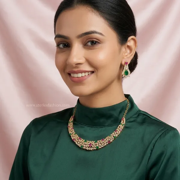 Heritage_Pink_Emerald_Necklace_Set