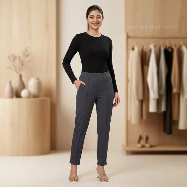 High_Rise_Straight_Fit_Trousers_Black