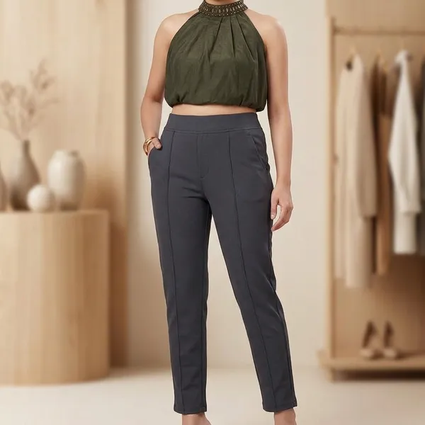 High_Rise_Straight_Fit_Trousers_Black