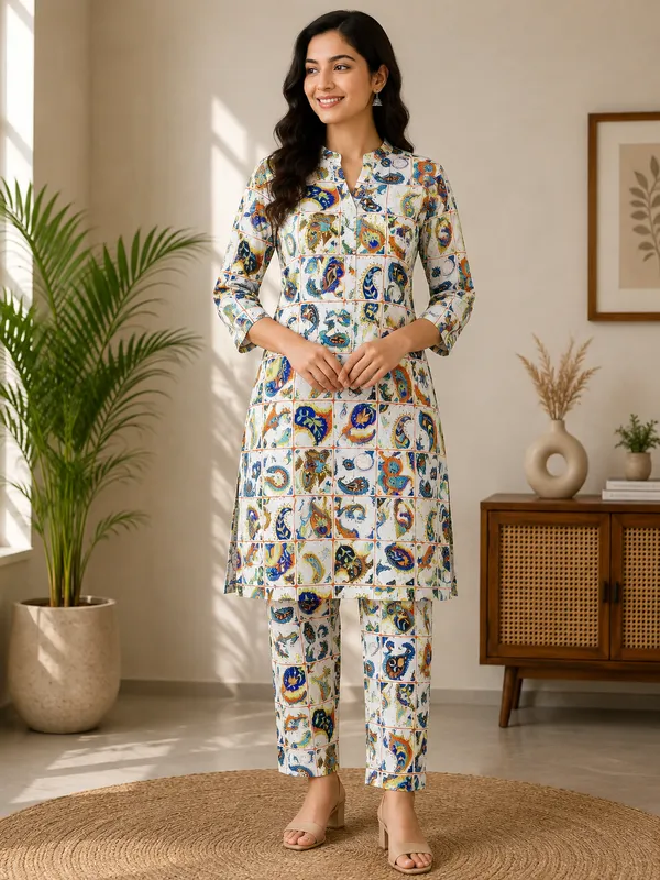 Multicolor_Paisley_Printed_Cotton_Kurta_Pant_Fabric_Set_(Unstitched)