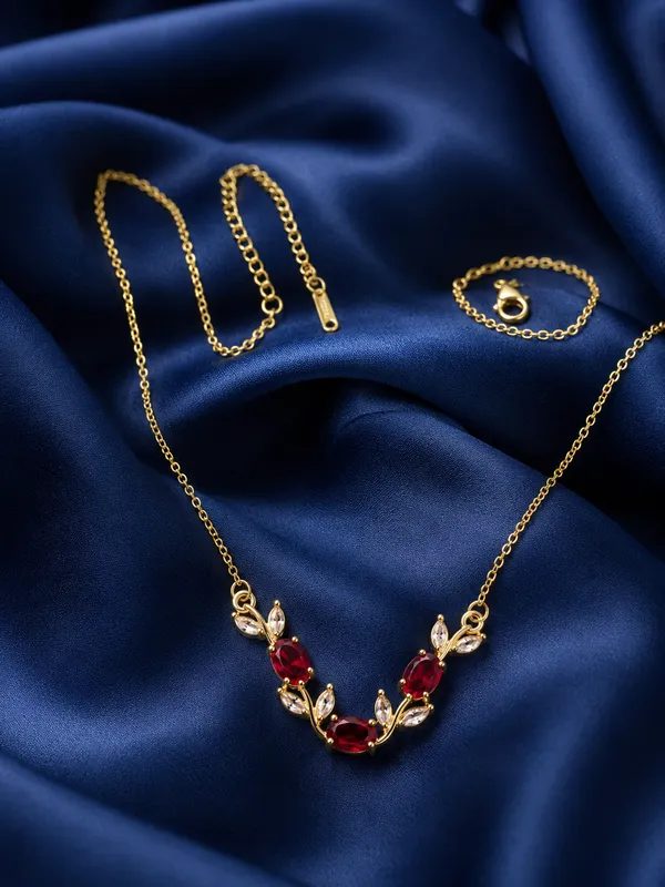 Elegant_Ruby_Red_Oval_Gemstone_Floral_Leaf_Necklace_With_Chain