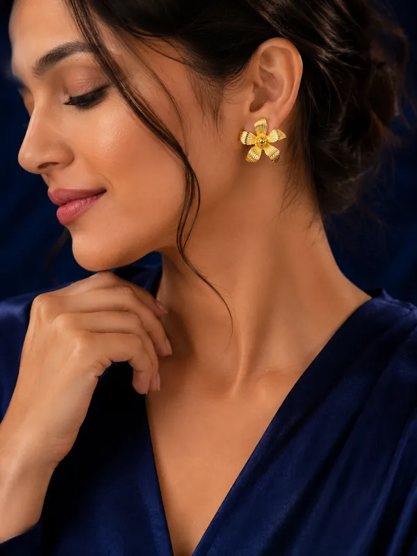 Modern_Grooved_Petal_Blossom_Alloy_Stud_Earrings