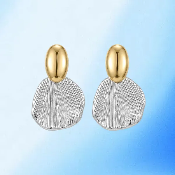 Korean_Style_Gold_Textured_Seashell_Pendant_Earrings_With_Polished_Oval_Stud