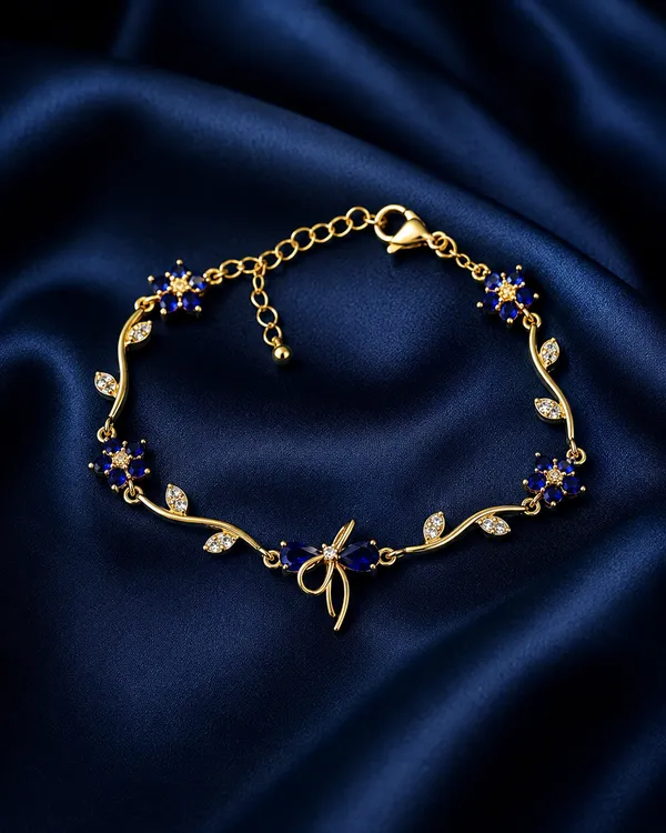Royal_Link_Baguette_Emblem_Bracelet