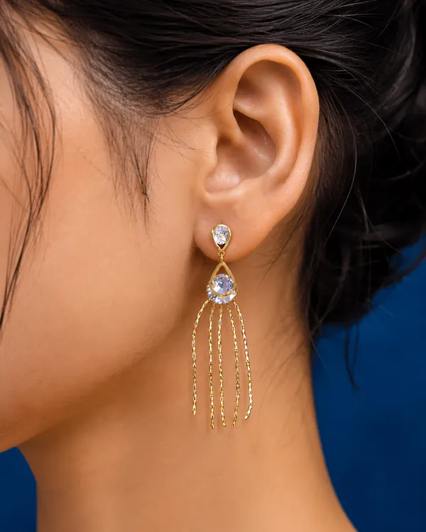 Sparkling_Solitaire_Zirconia_Chandelier_Drop_Earrings_With_Gold_Chain_Tassels