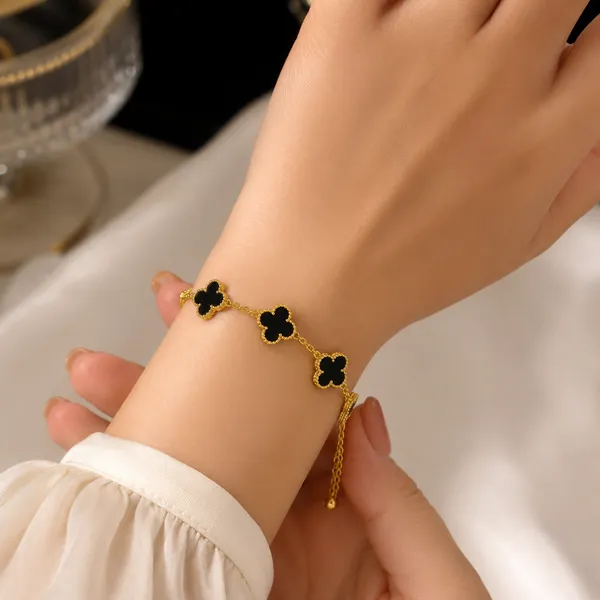 Korean_Style_Gold_Chain_Bracelet_With_Black_Clover_Motifs_–_Tarnish-Free_Jewellery