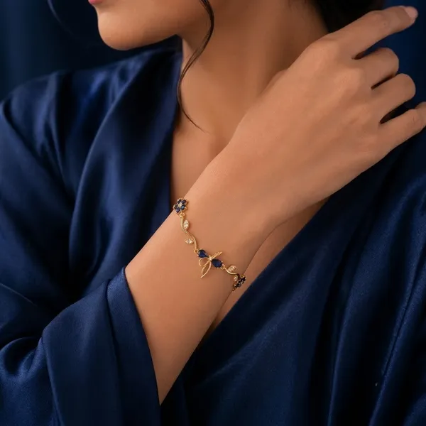 Royal_Link_Baguette_Emblem_Bracelet