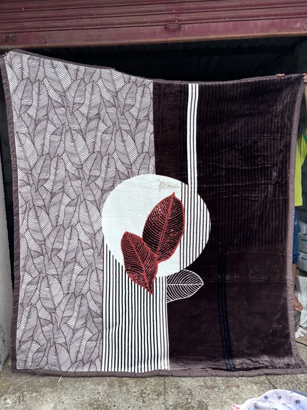Multicolor_Mink_Fabric_(_Polyester)_Blanket_For_Home