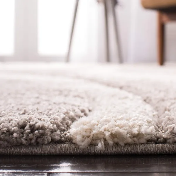 Grey_And_Cream_Textured_Abstract_Pattern_Area_Rug