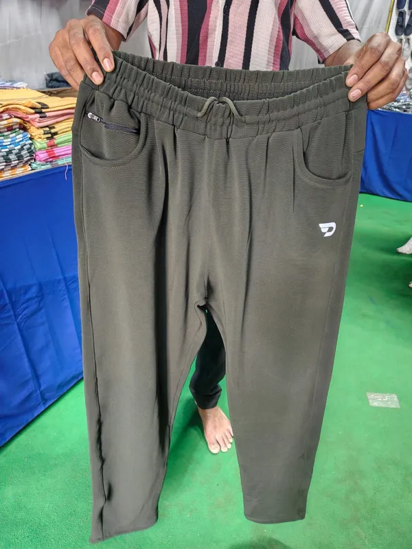 Olive_Green_Lycra_Tapered_Fit_Jogger_Track_Pants_For_Men