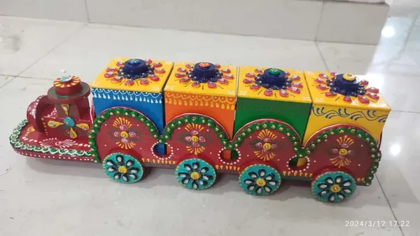 Wood_Traditional_Multicolour_Floral_Train_Decorative_Showpiece