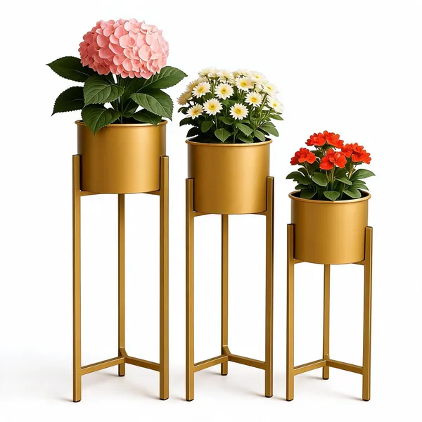 Metal_Modern_Gold_Tone_Set_Of_3_Cylindrical_Planter_Pot_Set