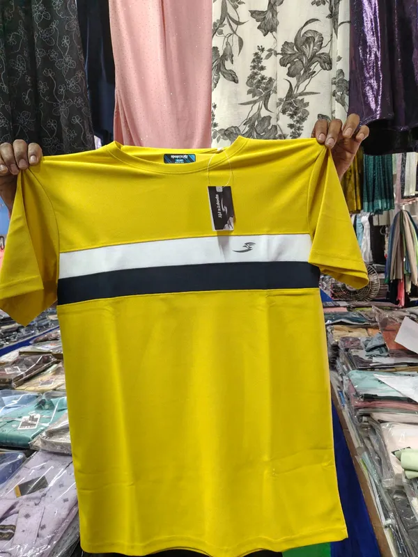 Yellow_Cotton_Regular_Fit_Colour_Block_T-Shirt_For_Men
