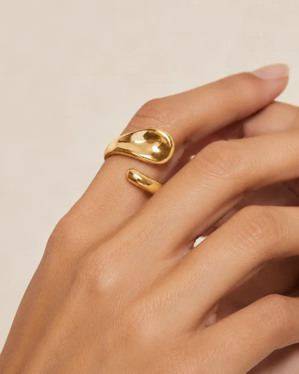 Gold_Plated_Modern_Twist_Adjustable_Ring_for_Women